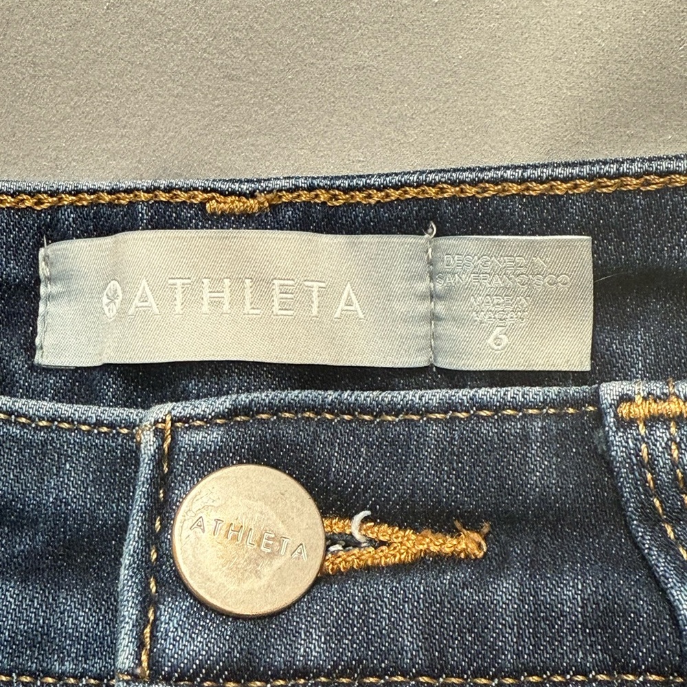 Athleta Sculptek blue jeans Size 6 in great shape - Picture 5 of 7